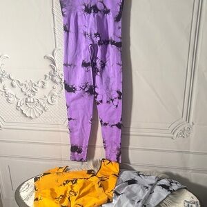 NWOT QGU Bundle Purple/Mustard/Grey Tie-Dye Women’s Leggings Size Medium